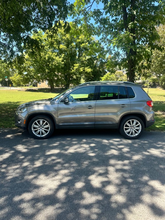 2011 Volkswagen Tiguan Image 4