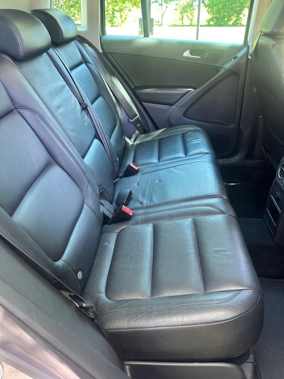 2011 Volkswagen Tiguan Image 11