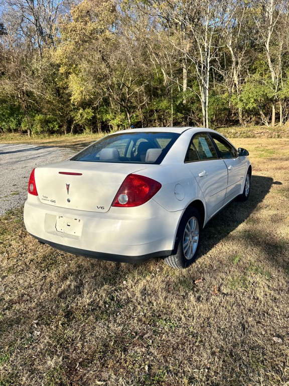2005 Pontiac G6 Image 7