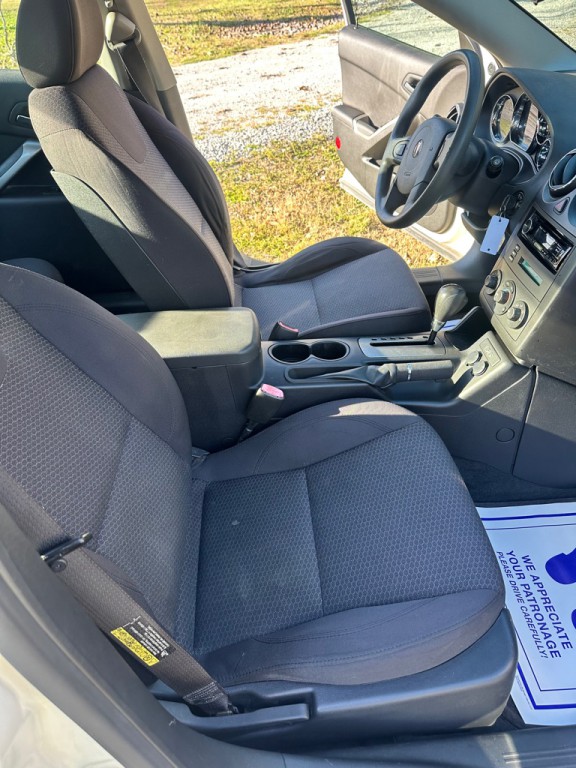 2005 Pontiac G6 Image 16