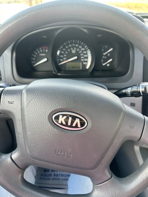 2008 Kia Spectra Image 9