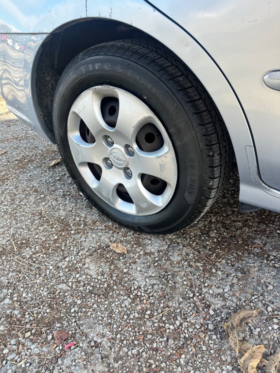 2008 Kia Spectra Image 15