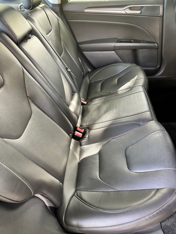 2014 Ford Fusion Image 15