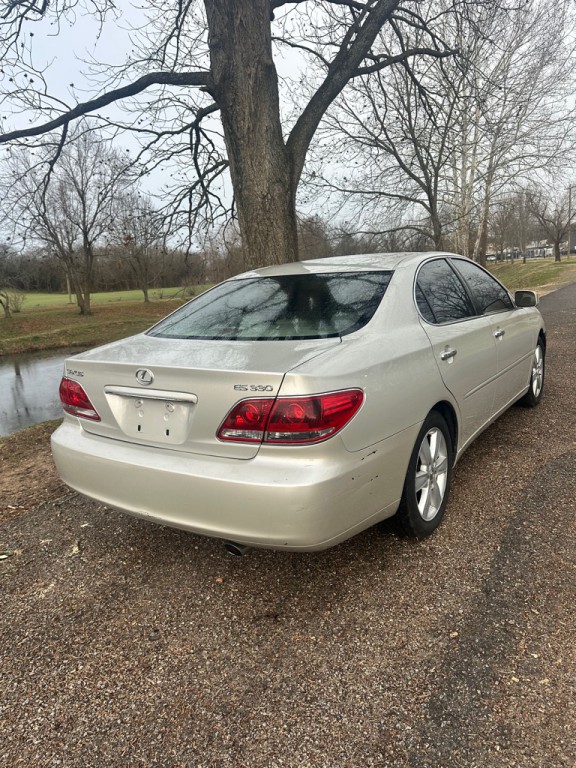 2005 Lexus ES Image 6