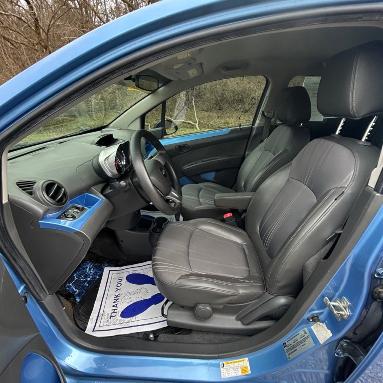 2013 Chevrolet Spark Image 9