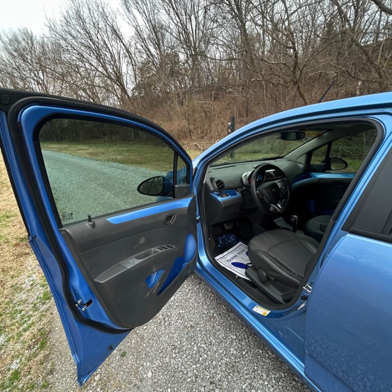 2013 Chevrolet Spark Image 11