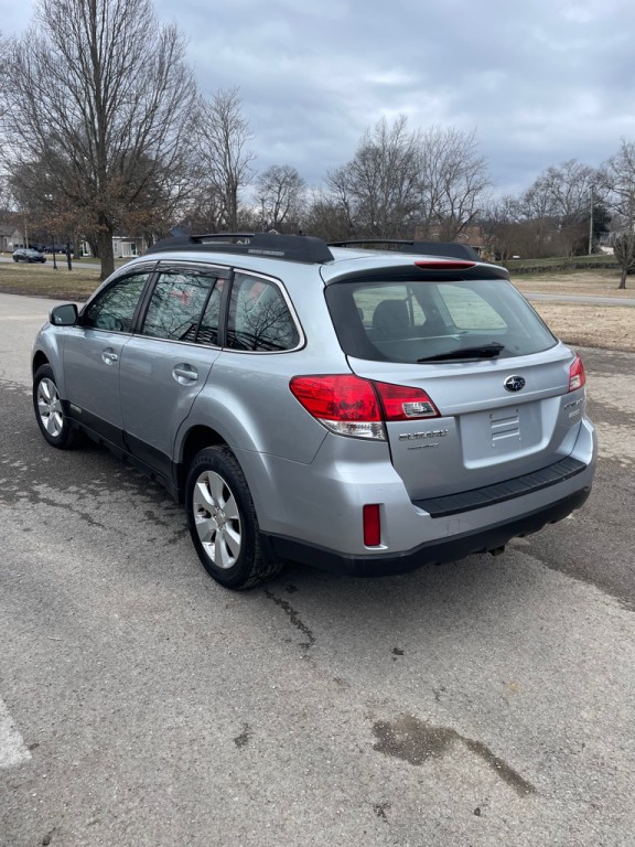2012 Subaru Outback Image 4
