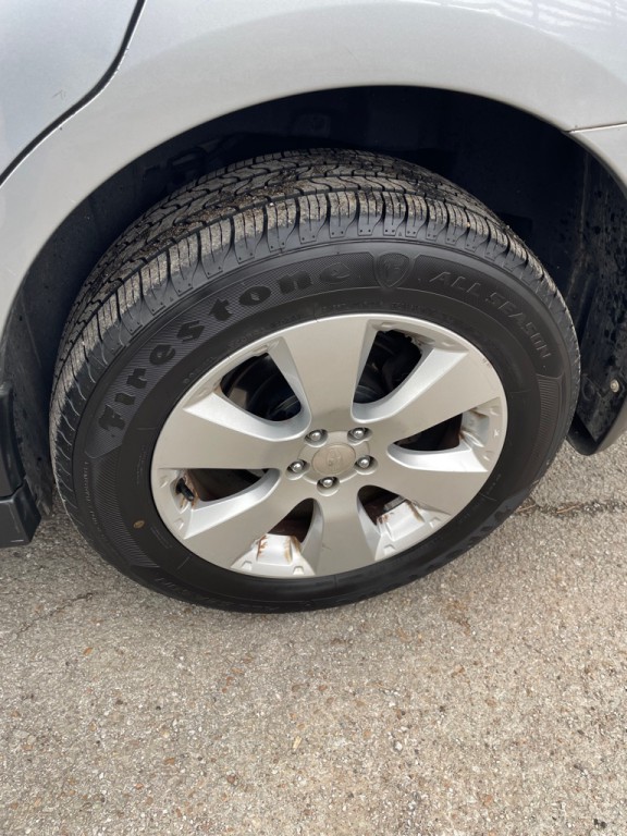 2012 Subaru Outback Image 13