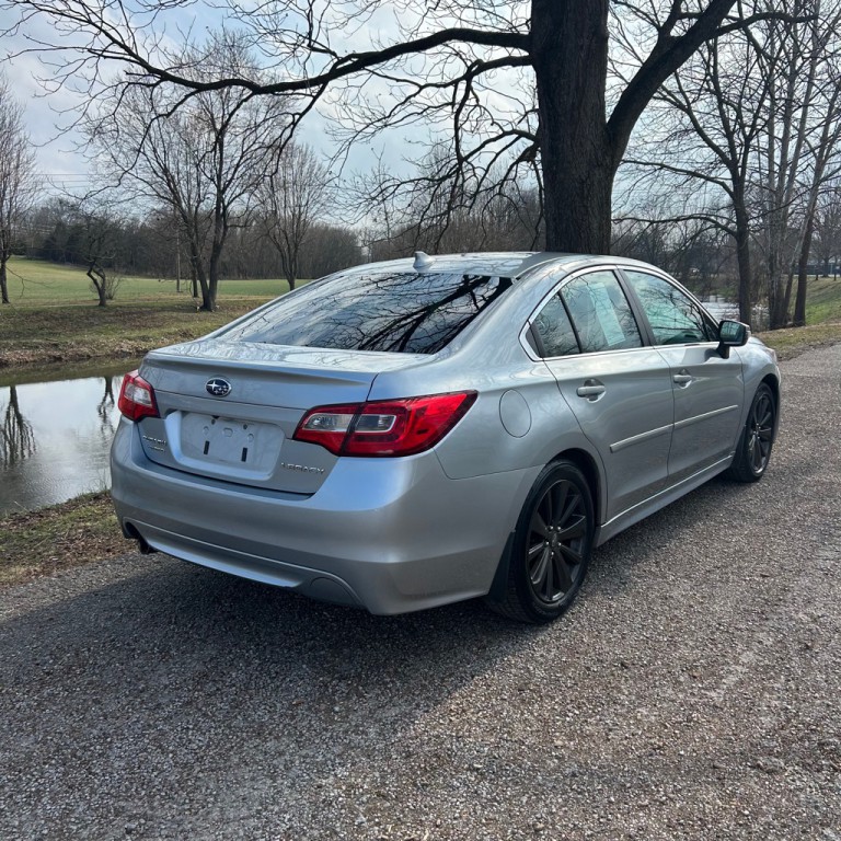 2016 Subaru Legacy Image 3