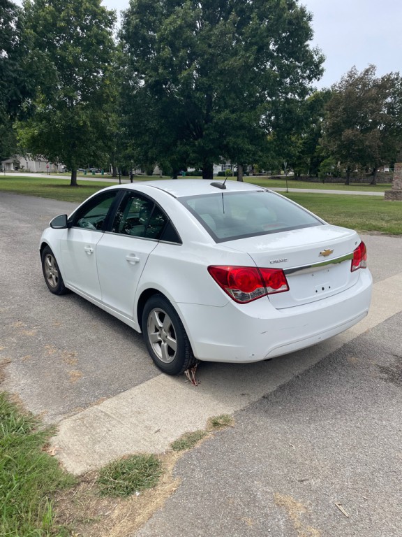 2016 Chevrolet Cruze Image 4
