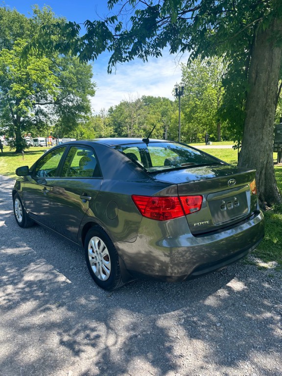 2013 Kia Forte Image 5