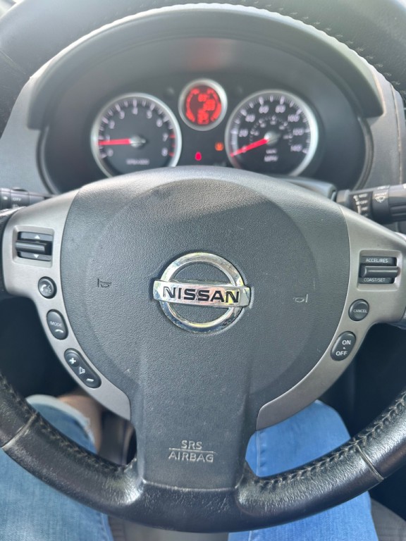 2010 Nissan Sentra Image 8