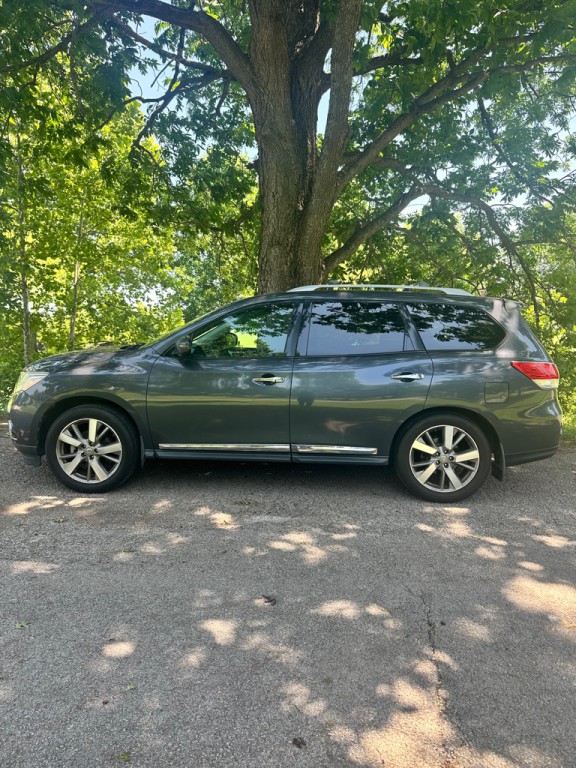 2014 Nissan Pathfinder Image 4