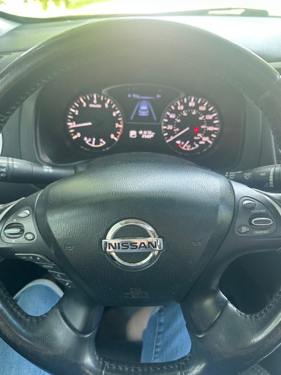 2014 Nissan Pathfinder Image 7