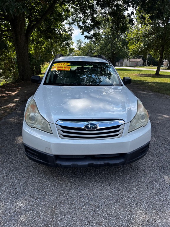 2011 Subaru Outback Image 2