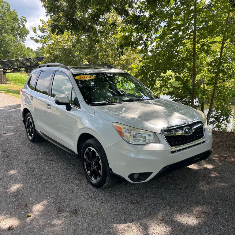 2014 Subaru Forester Image 1