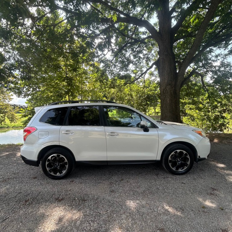 2014 Subaru Forester Image 8