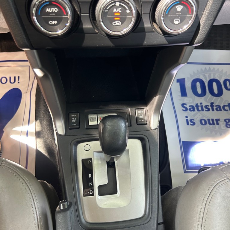 2014 Subaru Forester Image 10