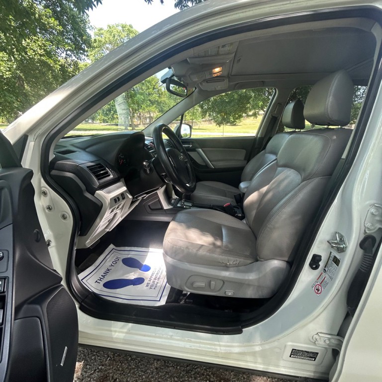 2014 Subaru Forester Image 14