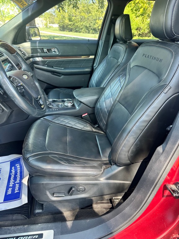 2018 Ford Explorer Image 12