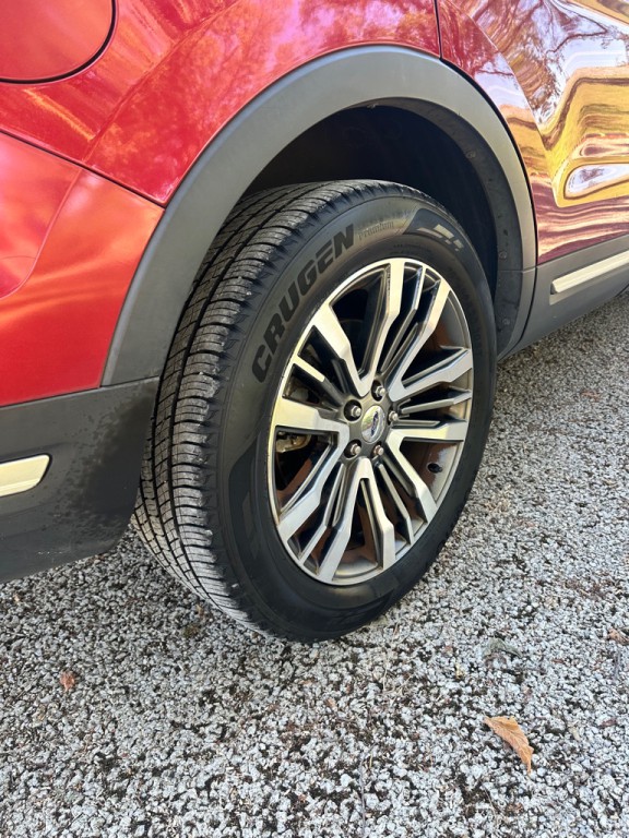 2018 Ford Explorer Image 17