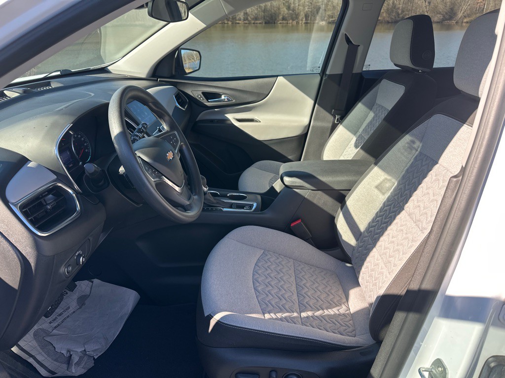 2022 Chevrolet Equinox Image 10