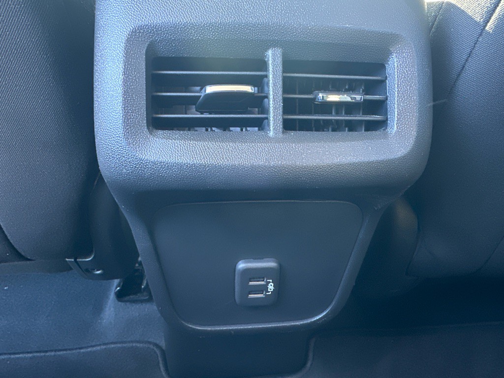 2022 Chevrolet Equinox Image 25