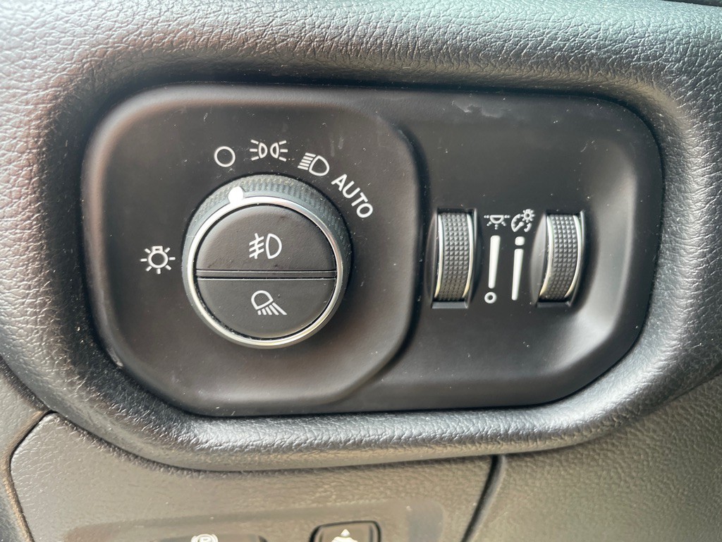 2019 RAM 1500 Image 22