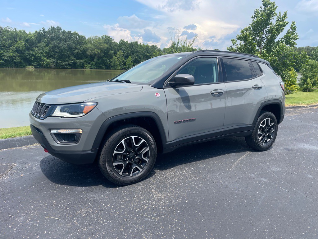 2020 Jeep Compass Image 2
