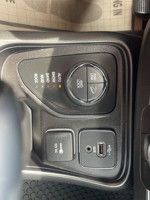 2020 Jeep Compass Image 18