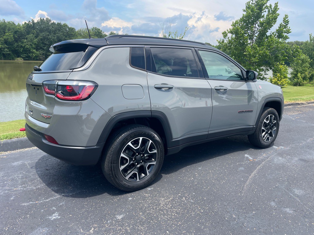 2020 Jeep Compass Image 40