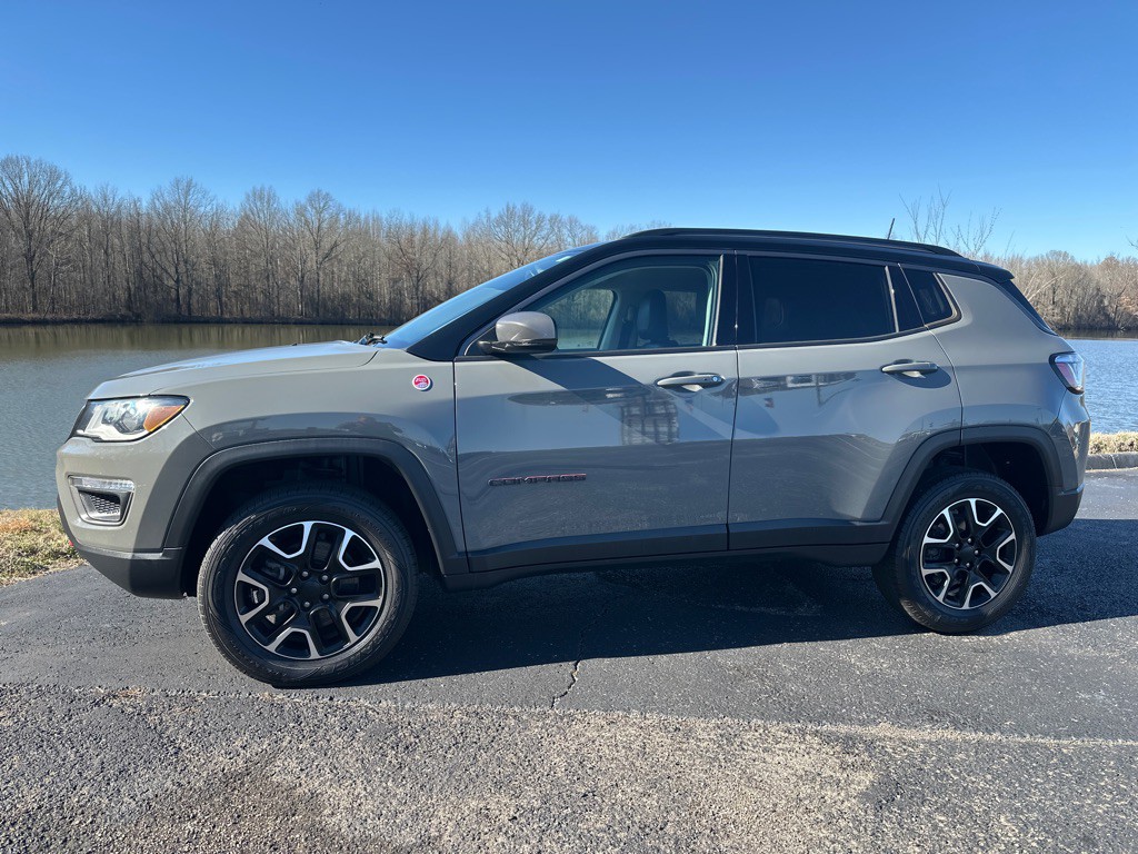 2020 Jeep Compass Image 3