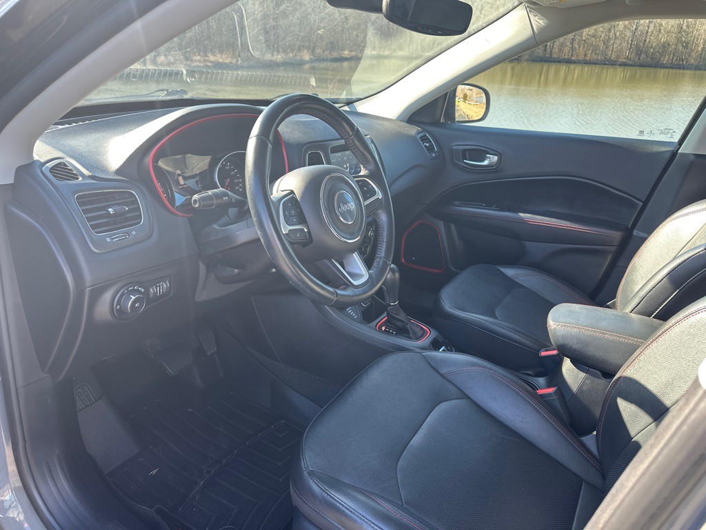 2020 Jeep Compass Image 10