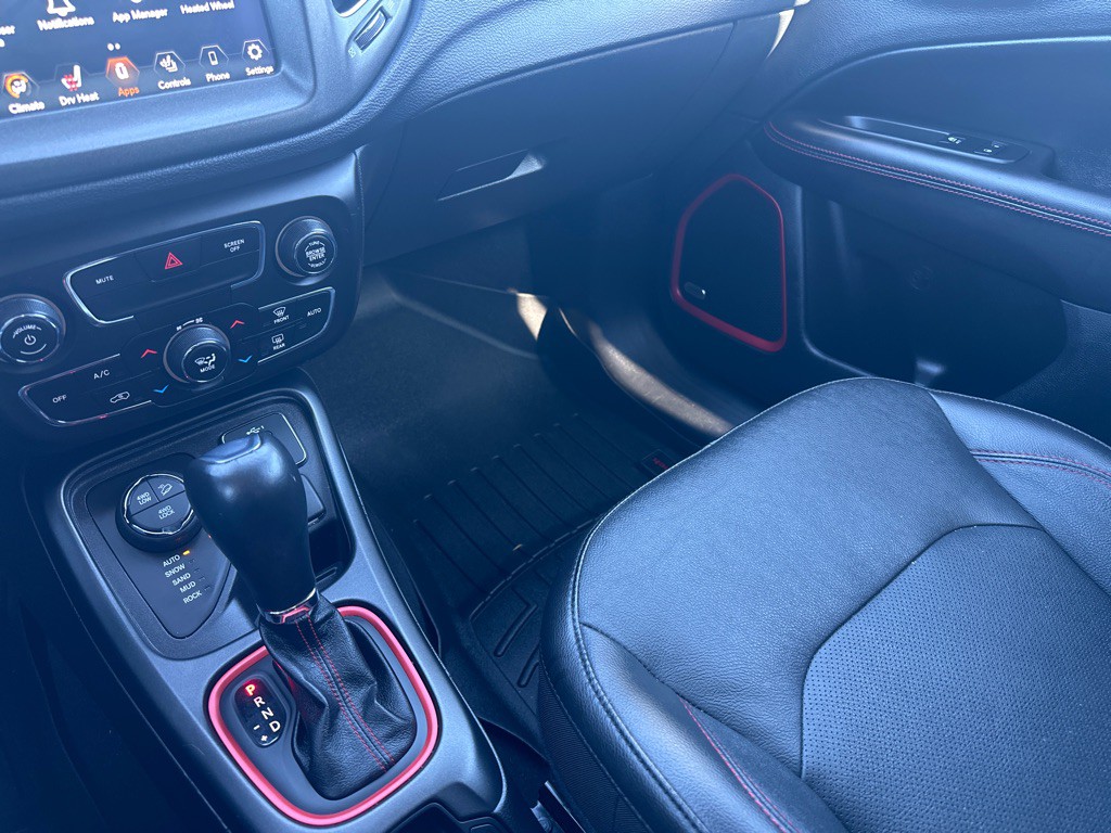 2020 Jeep Compass Image 17