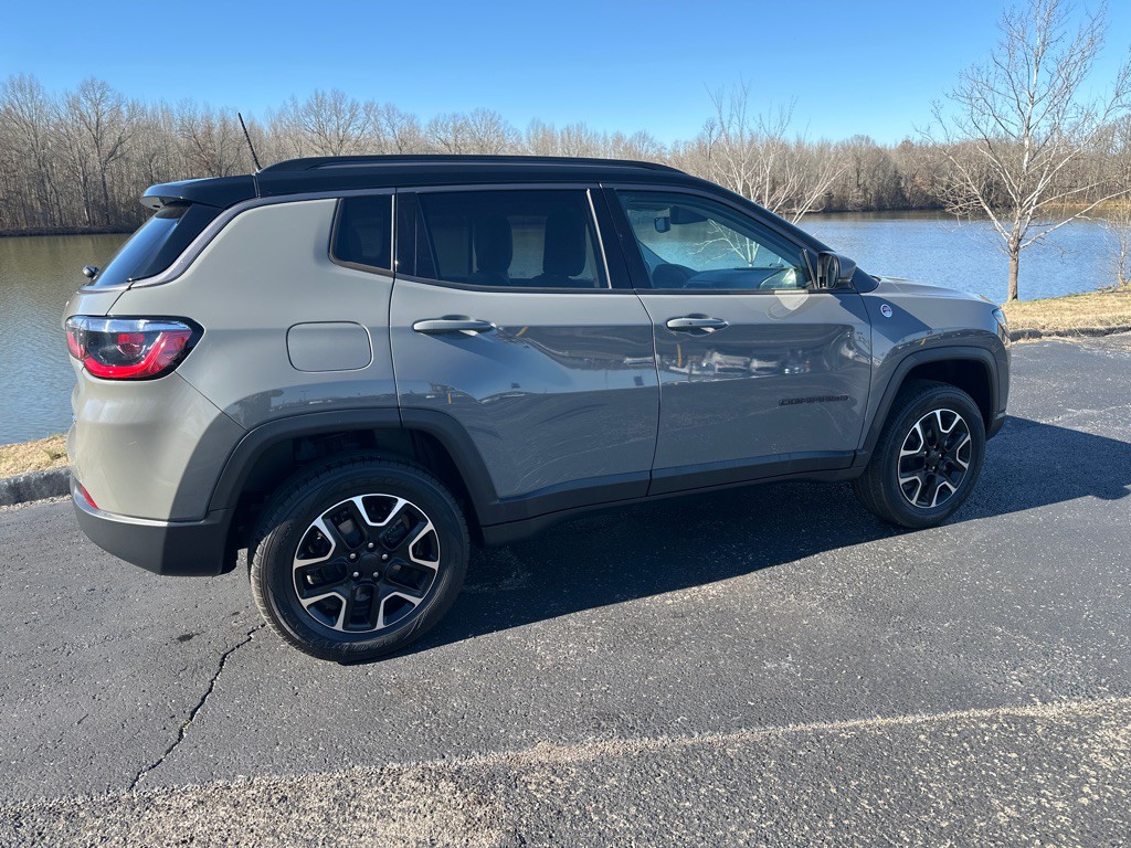 2020 Jeep Compass Image 40