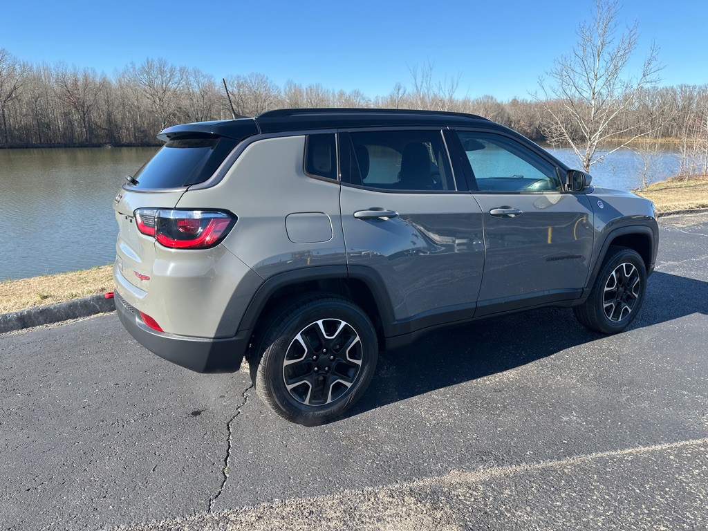 2020 Jeep Compass Image 41