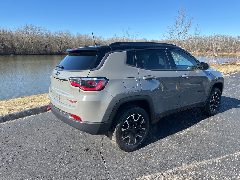 2020 Jeep Compass Image 42