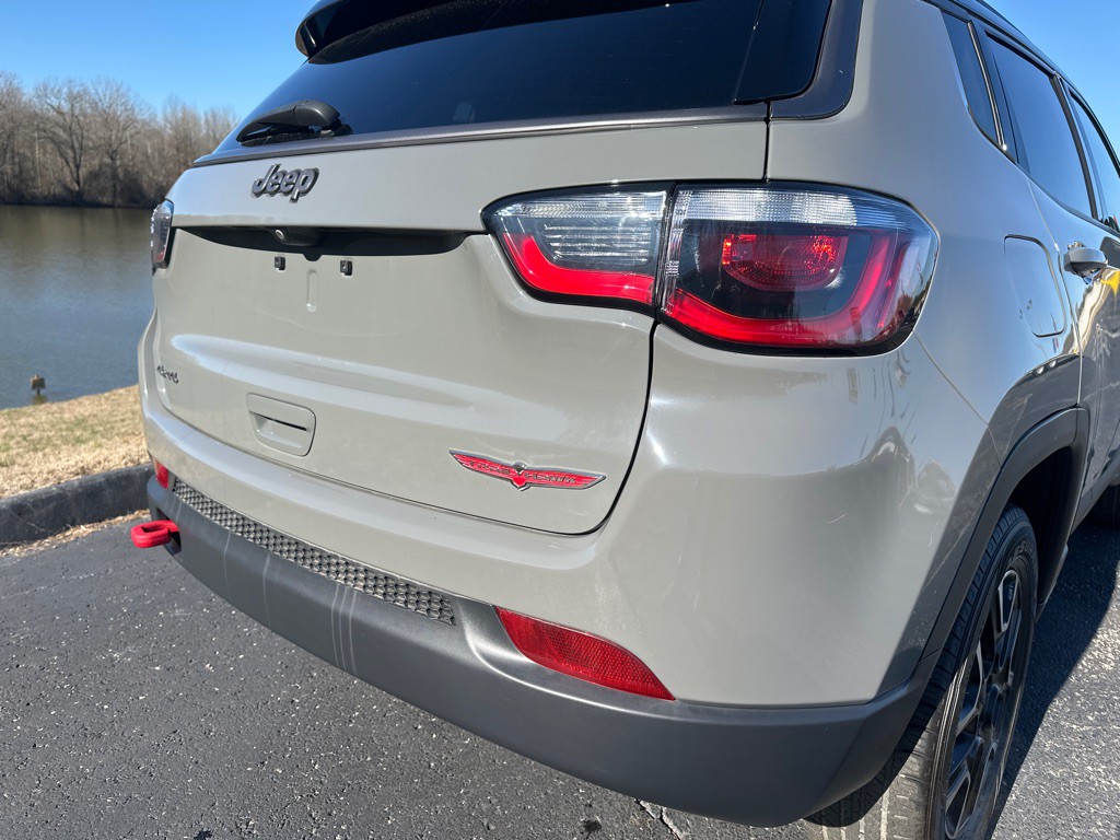 2020 Jeep Compass Image 46
