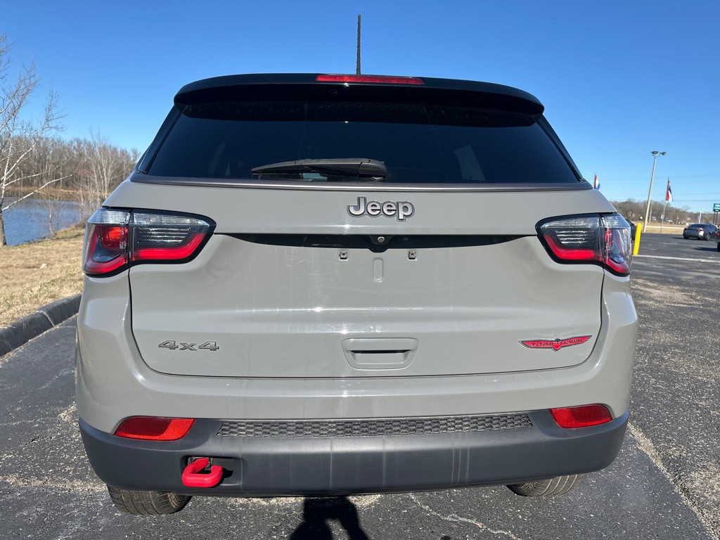 2020 Jeep Compass Image 47