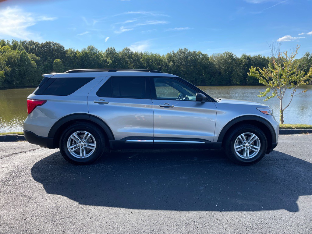 2020 Ford Explorer Image 48