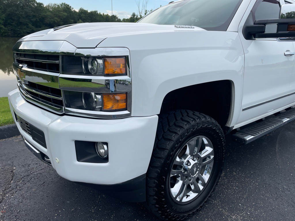2019 Chevrolet Silverado 1500 Image 10