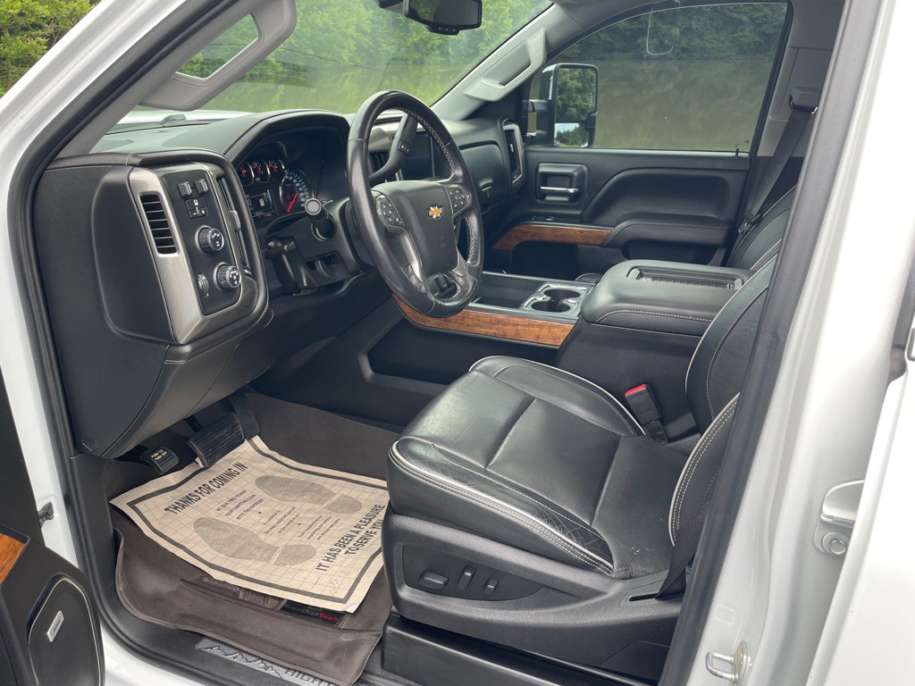2019 Chevrolet Silverado 1500 Image 12