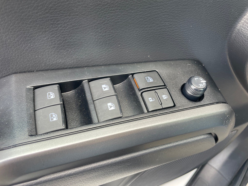 2023 Toyota Tacoma Image 24