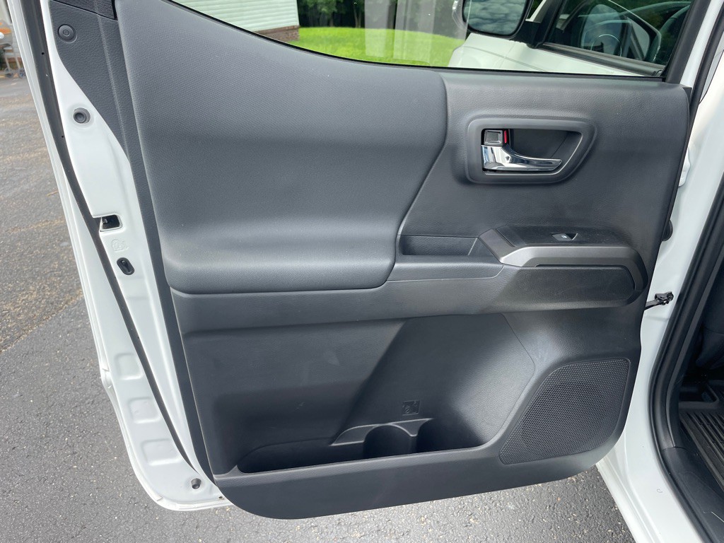 2023 Toyota Tacoma Image 29