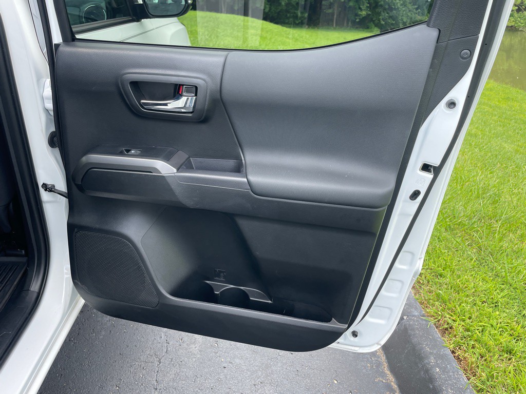 2023 Toyota Tacoma Image 34