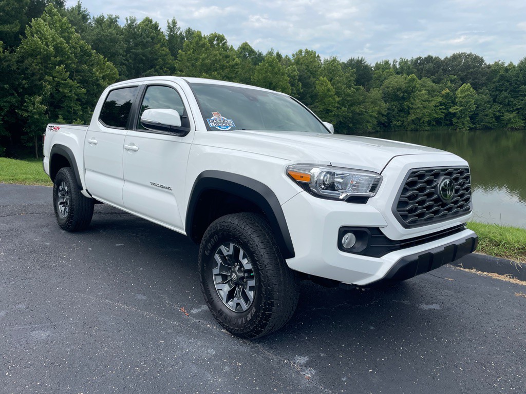 2023 Toyota Tacoma Image 38