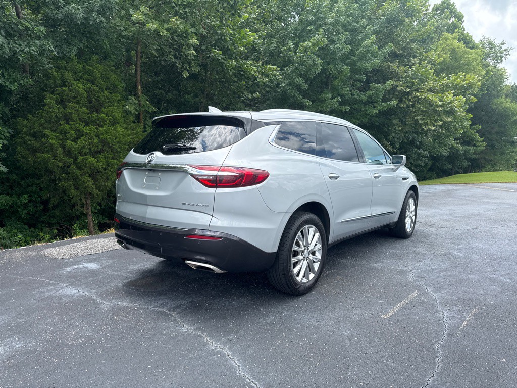 2018 Buick Enclave Image 8