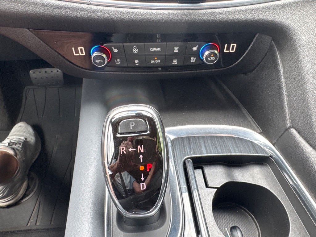 2018 Buick Enclave Image 15