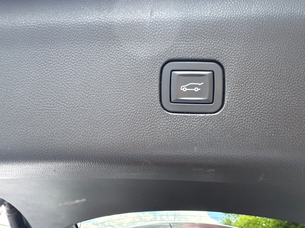 2018 Buick Enclave Image 25