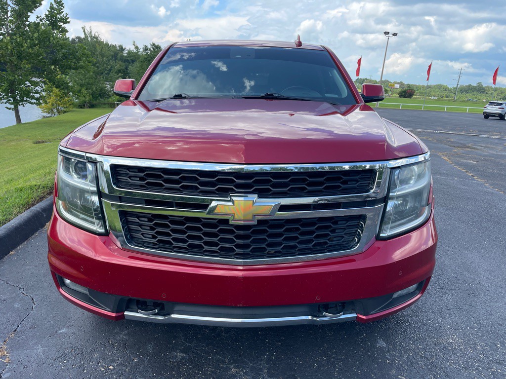 2015 Chevrolet Suburban Image 8